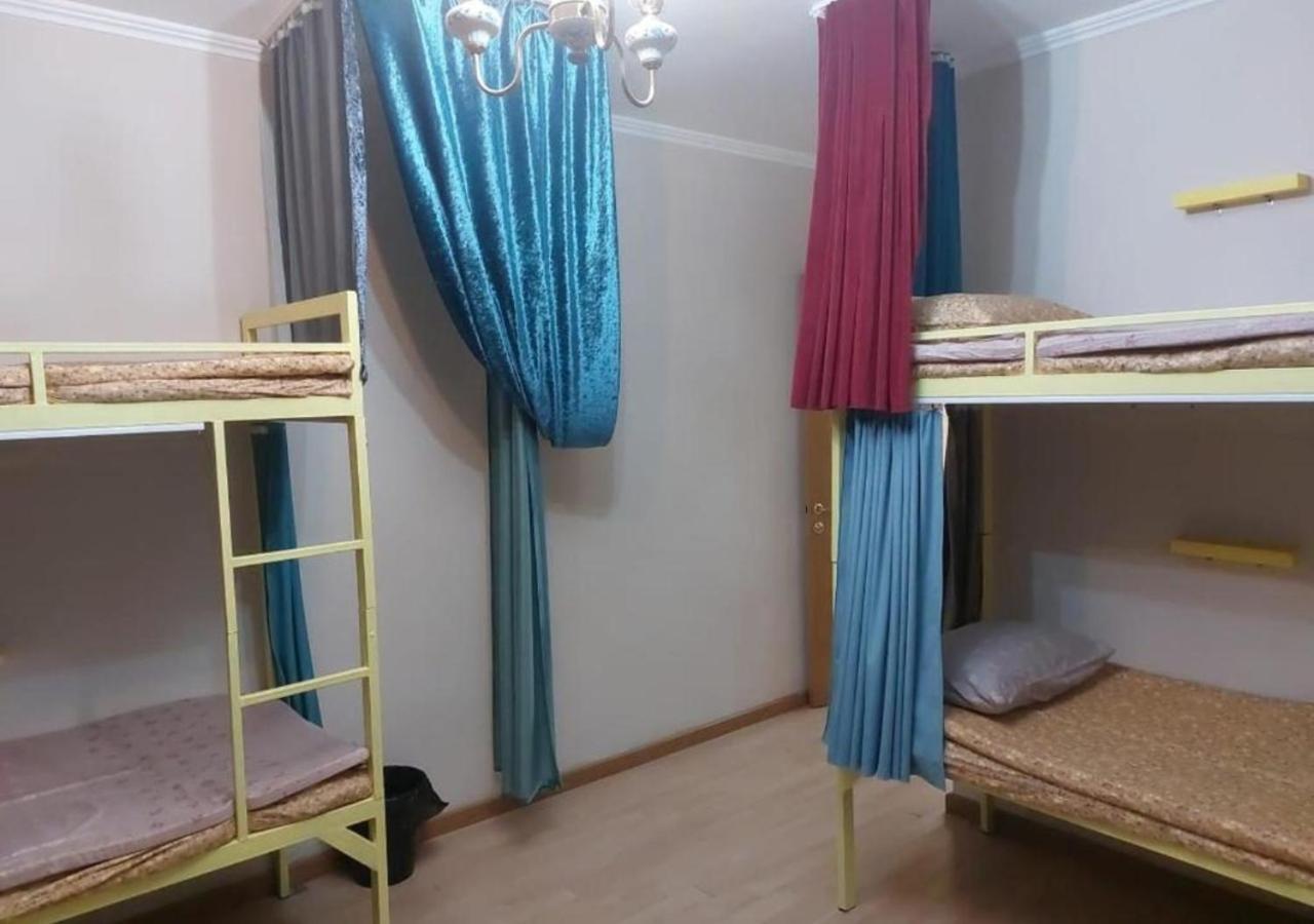 Room Hostel Dostyk Almaty Exterior photo