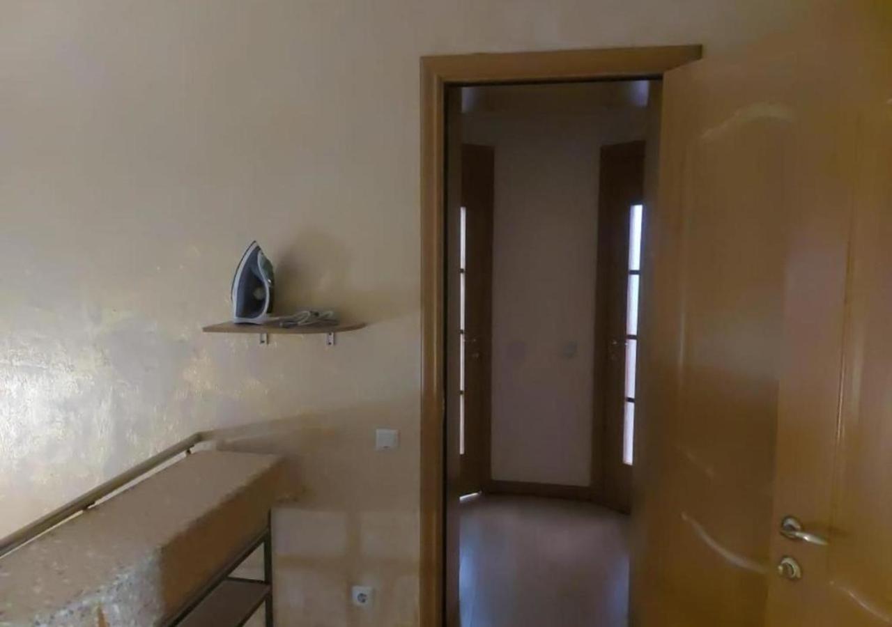 Room Hostel Dostyk Almaty Exterior photo