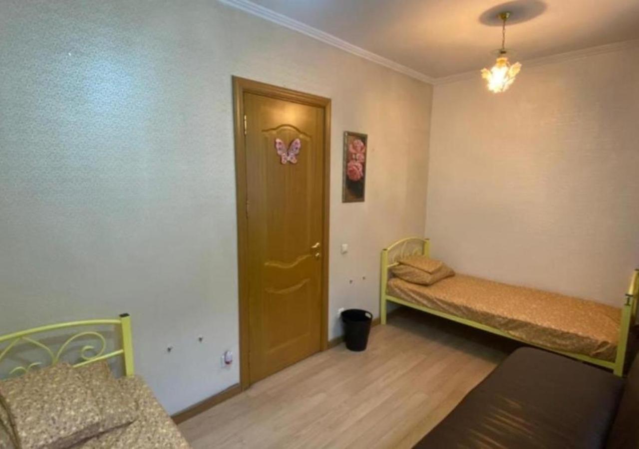Room Hostel Dostyk Almaty Exterior photo