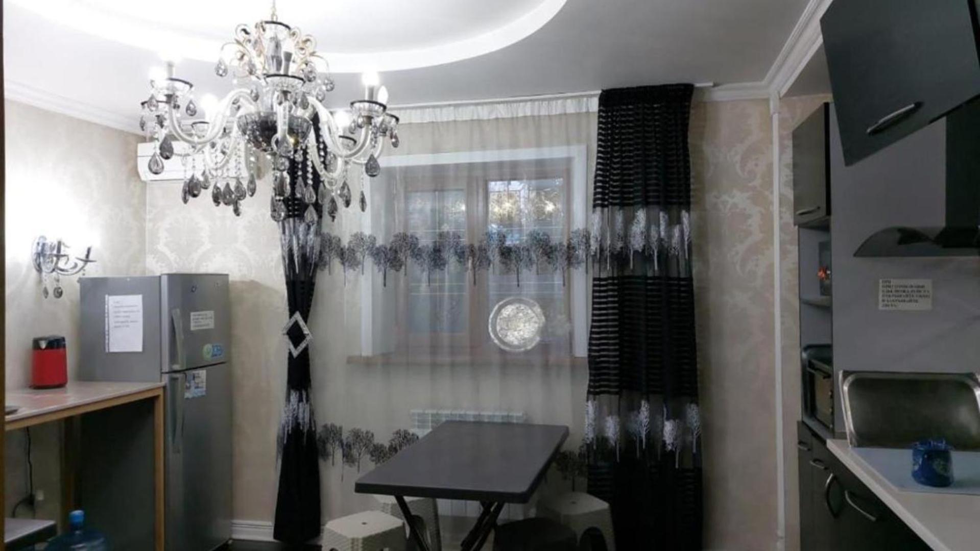 Room Hostel Dostyk Almaty Exterior photo