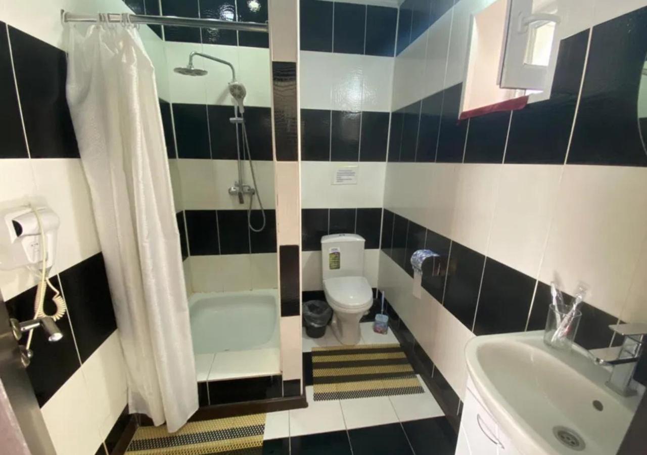 Room Hostel Dostyk Almaty Exterior photo