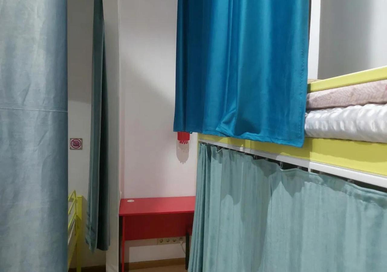 Room Hostel Dostyk Almaty Exterior photo